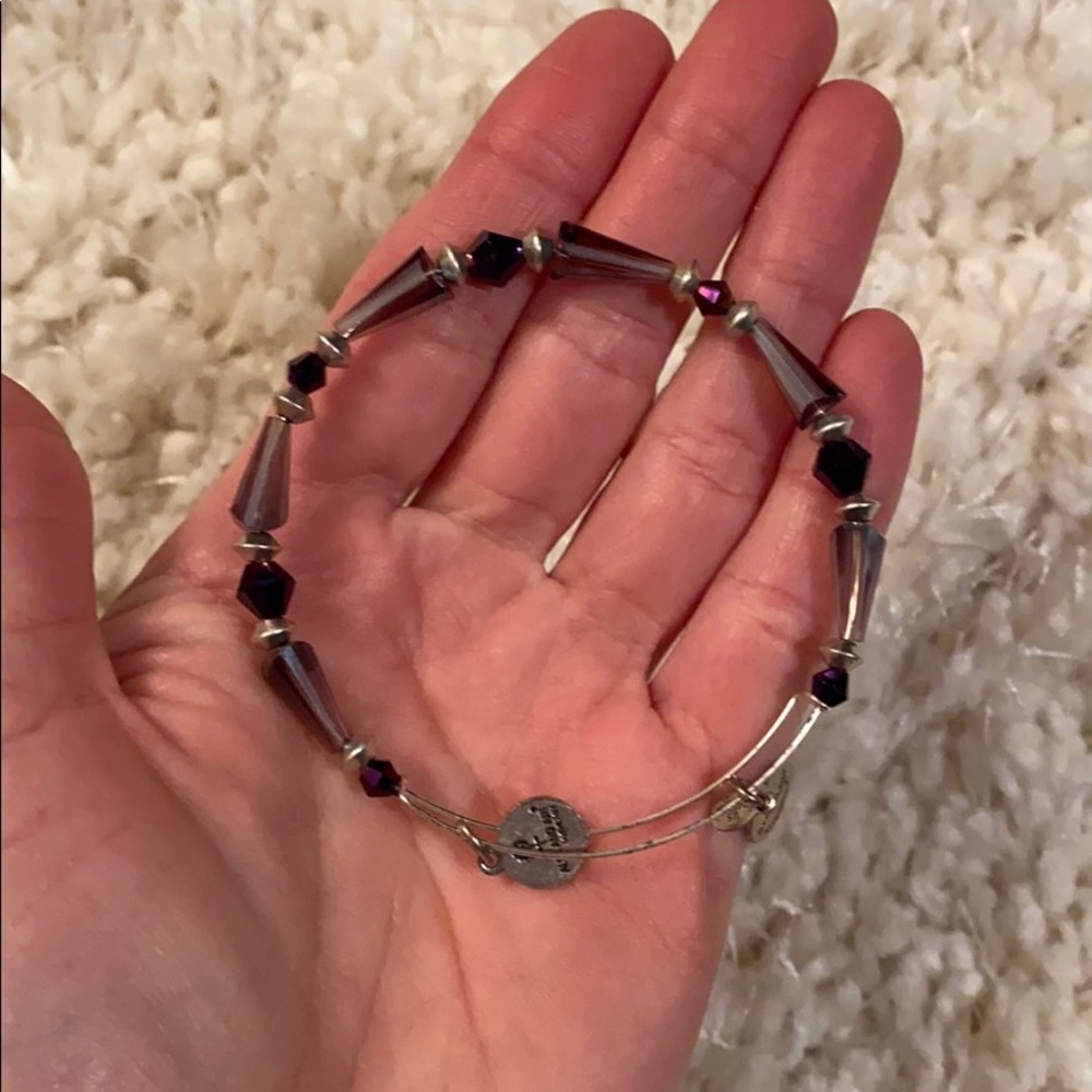Alex and Ani Bracelete